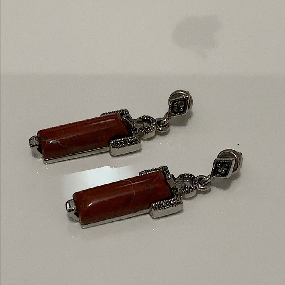 Stone drop down dangle earrings